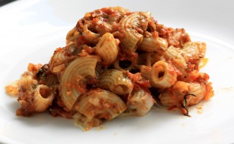 tomato, basil and cheese baked pasta, baked pasta recipe, tomato and cheese pasta, tomato and cheese baked pasta