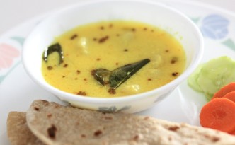 Dahi ki Arbi, colocasia, taro root, yogurt gravy